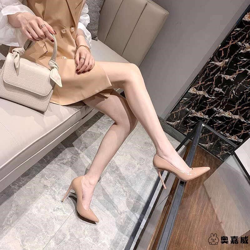 裸色高跟鞋女尖头气质白色春夏季漆皮黑色细跟浅口气X质百搭单鞋