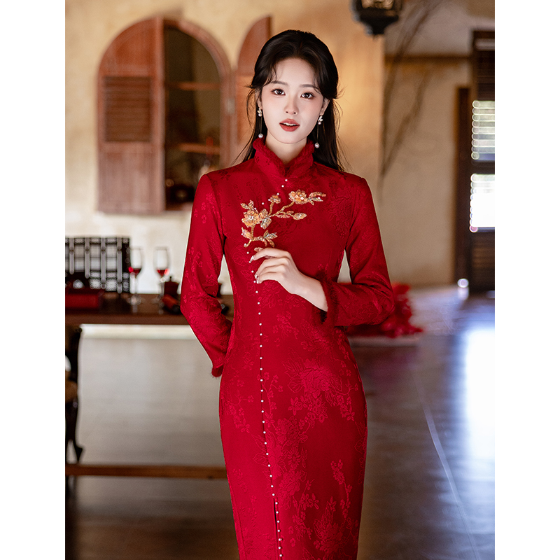 秋冬款新中式红色刺绣旗袍女长袖