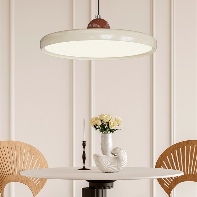 餐厅吊灯,中世纪奶油风格餐厅灯,覆古飞碟,核桃床和早餐吧台灯