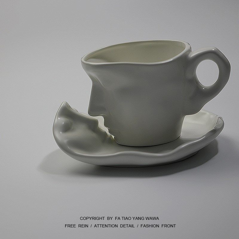 发条家!无聊了亲一口喝一口!3件套!杯子+垫子+勺!套装