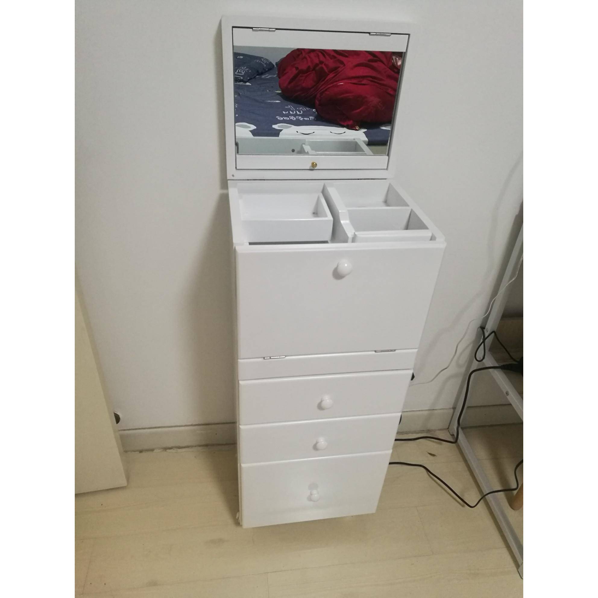 I1迷你实木化妆床头柜欧式梳妆台女卧室轻奢小型现代简约翻盖多功