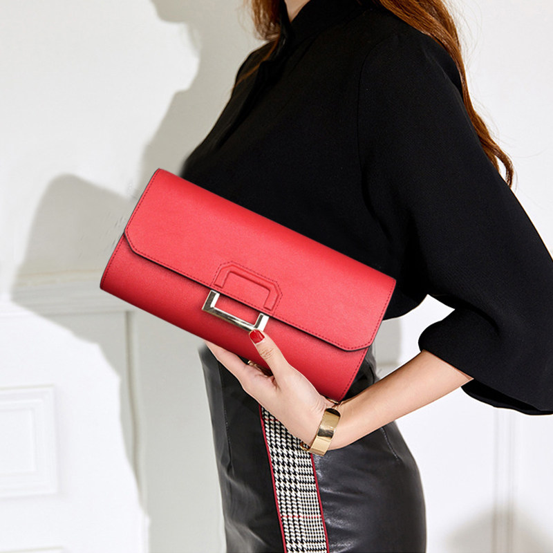 女士真皮手拿包女包2021新款夏季高档时尚气质信封手包斜挎小包包