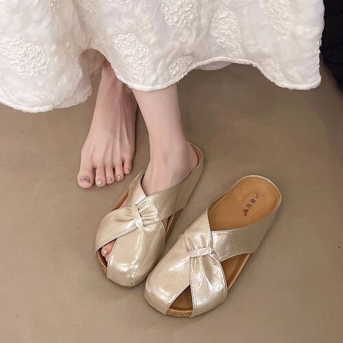 包头半拖鞋女时尚2025新款夏季真皮平底软底气Q质一脚蹬凉拖鞋女