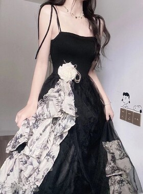 大码胖mam暗黑高级感水墨网纱拼接黑色吊带连衣裙女辣妹显瘦中长