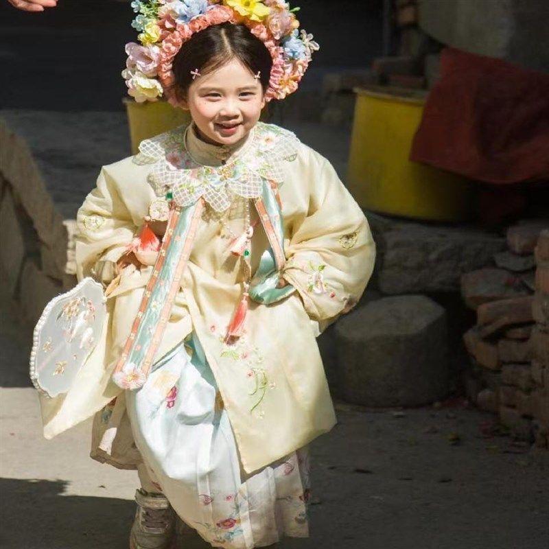 女童汉服儿童古风中国风明制重工云肩套装女孩古装高端演出服米色,童装/婴儿装/亲子装,汉服,淘宝优惠券,粉丝福利购,淘宝优惠卷