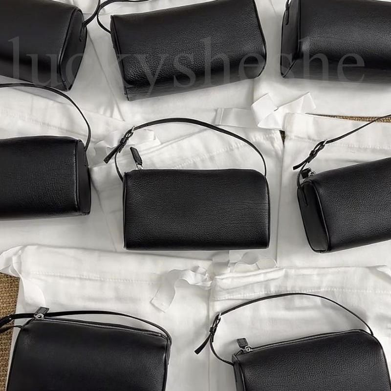 高级感轻奢小众90s笔筒包肯豆同款手提腋下极简圆筒枕头迷你小包