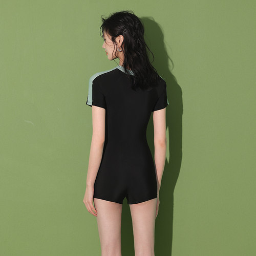 泳衣女连体夏保守显瘦遮肚u2023新款学生运动平角遮肉游泳装女