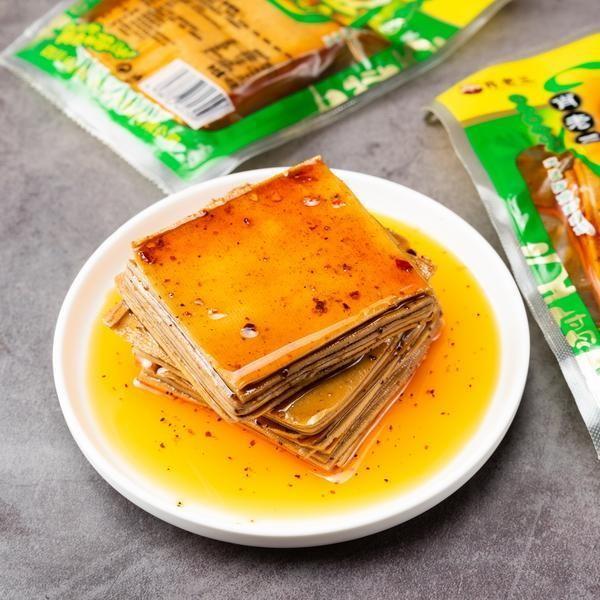 遂宁肖老三豆腐干四川特产豆腐皮礼品盒装145克五香麻辣豆腐皮干