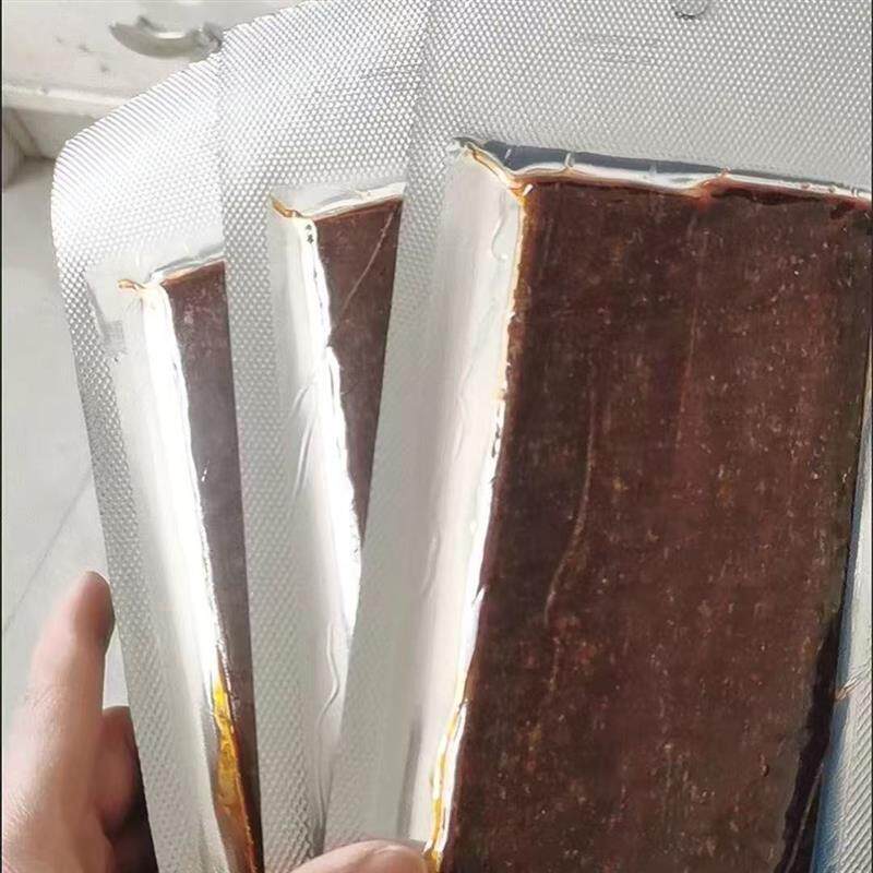 小鹏食品麻酱大辣片网红爆款怀旧零食辣条香辣追剧休闲解馋小吃