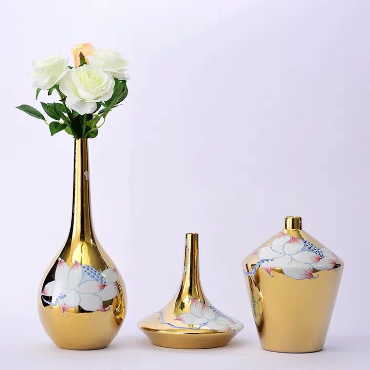 后现代轻奢莲花电镀陶瓷花瓶摆件