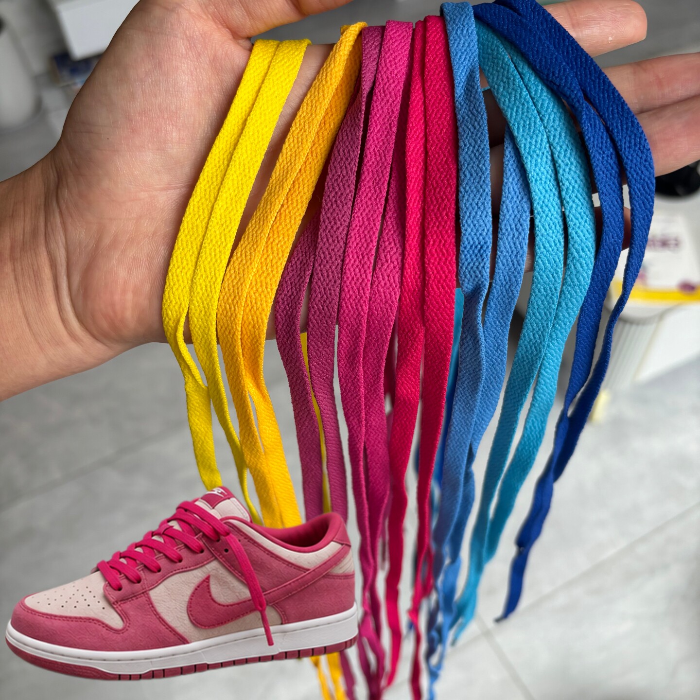 适配Nike SB Dunk Low 滑板鞋男女运动鞋玫红色扁平鞋带