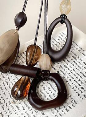 新中式不规则镂空木质吊坠项链女款复古禅意民族风长款毛衣链配饰