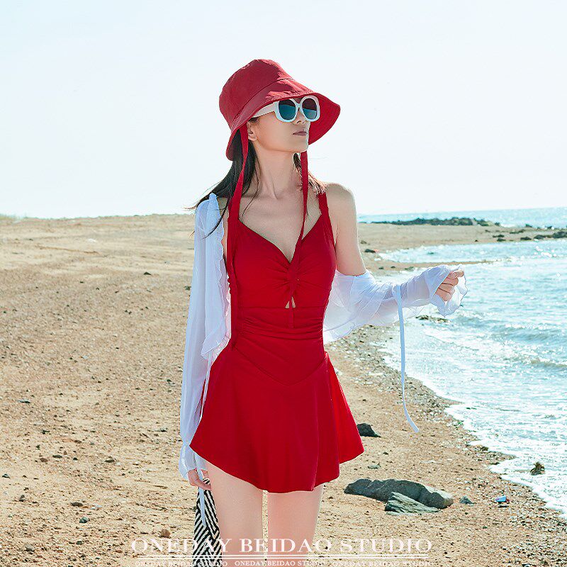 泳衣女士2024新款连体裙式保守遮肉显H瘦微胖女孩学生平角度假泳,运动/瑜伽/健身/球迷用品,连体泳衣,淘宝优惠券,粉丝福利购,淘宝优惠卷