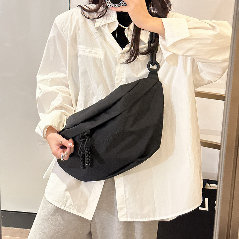 运动斜挎胸包g女大容量2023新款潮休闲肩背包骑行机车通勤腰包,箱包皮具/热销女包/男包,胸包,淘宝优惠券,粉丝福利购,淘宝优惠卷