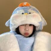 可爱小企鹅毛绒帽子围巾手套一体女冬季 加厚保暖护耳帽卡通三件套