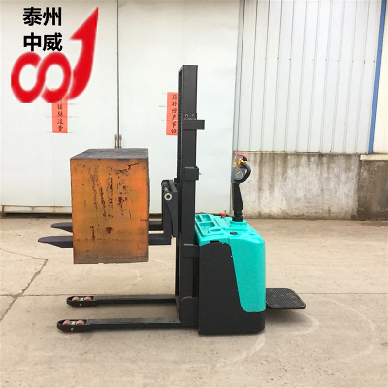 1.5吨3米全电动堆高车电动叉车电动液压叉车站架式全电动堆垛机