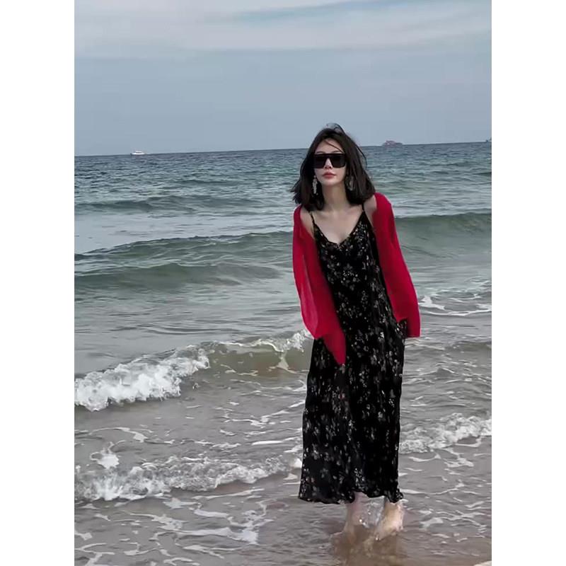 新品网红同款时尚高级感韩系套装女春季新款显瘦碎花吊带裙外披两