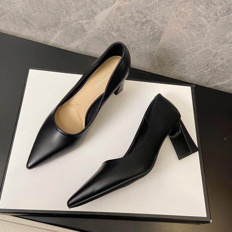 新品上班工作鞋女软皮高跟鞋职业面试皮鞋粗跟软底不累脚通勤空乘