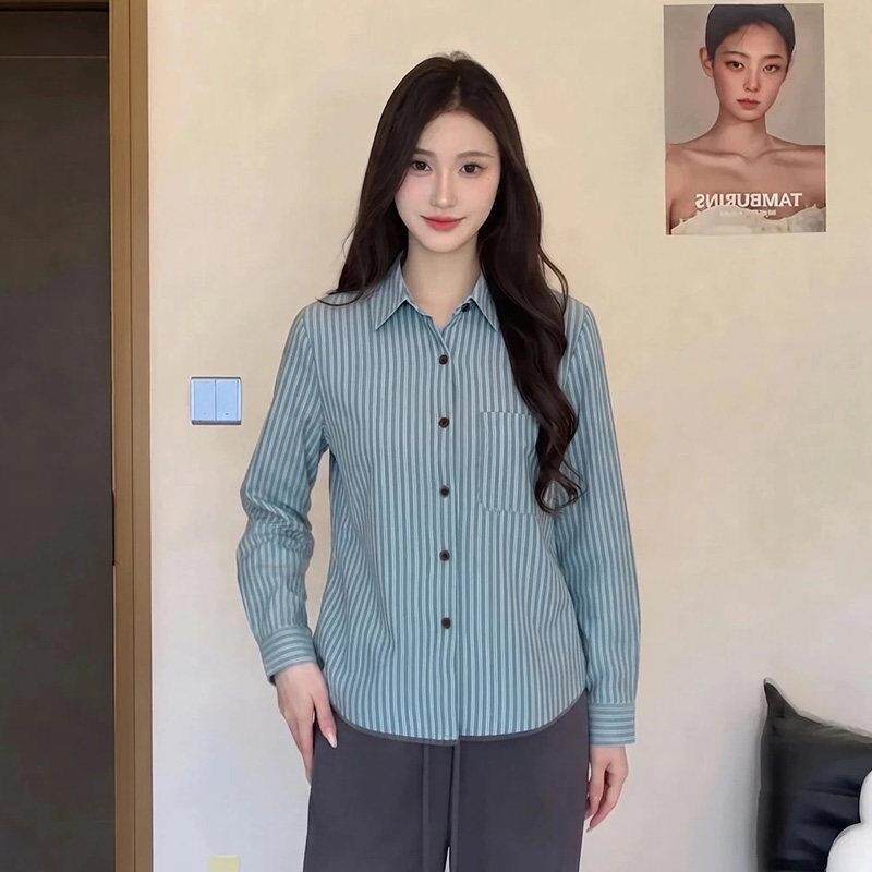 新品蓝色条纹翻领长袖衬衫2026早秋新款女装韩系宽松休闲显瘦气质