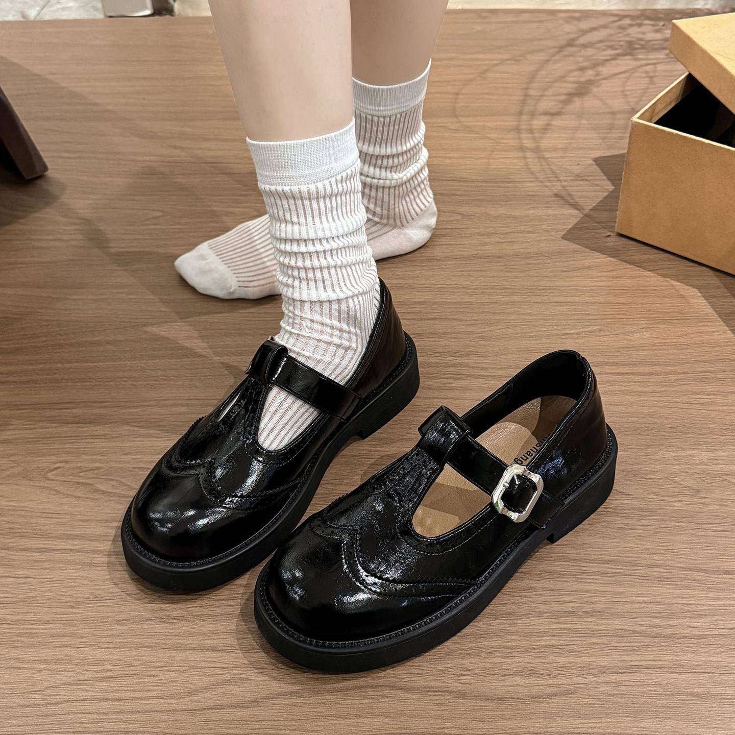 新品复古学院风百搭配裙子系带单鞋女2026春季新款可爱圆头平底小