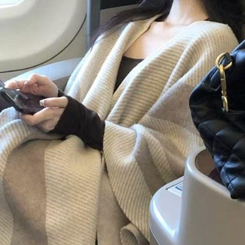 新款针织条纹复古斗篷围巾