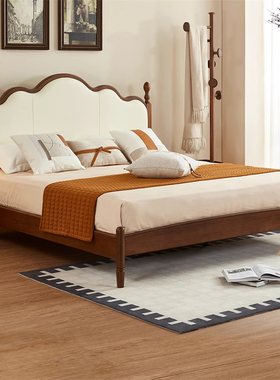 顾家家居胡桃木中古风全实木床主卧猫抓皮软包1米8床双人高端大床