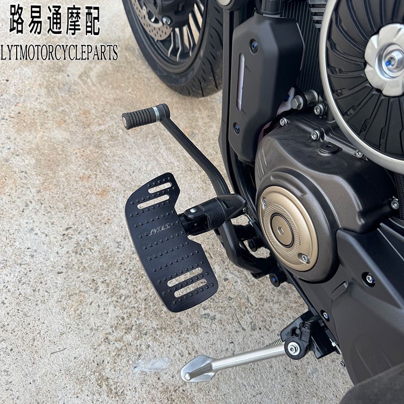 适用凯越625v改装排气隔热罩防烫罩625v枪骑兵改装消音塞加大脚踏