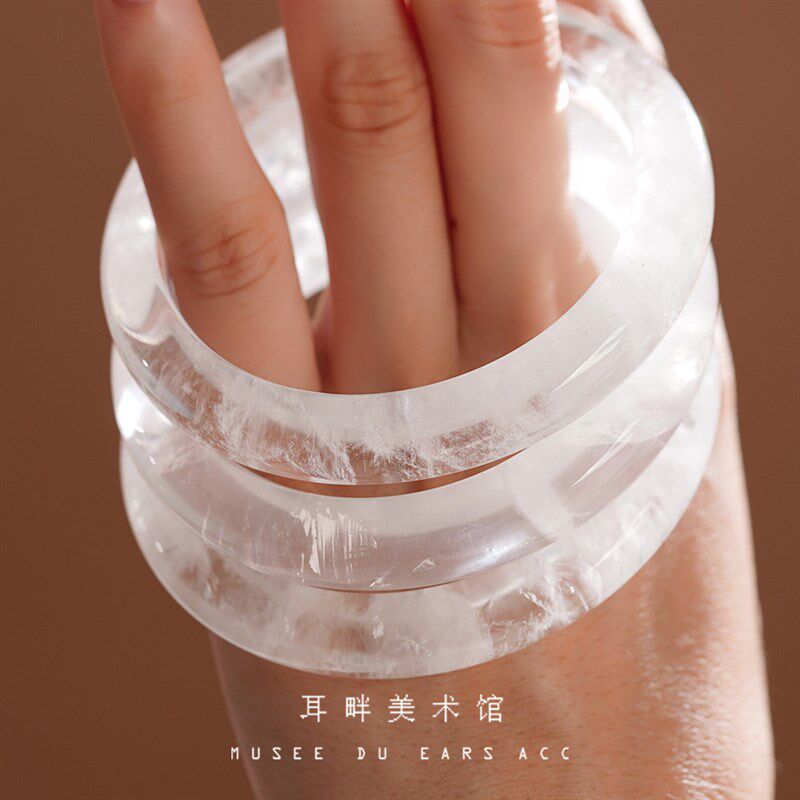 A冰清玉洁天然白水晶精致小众设计的手镯子女款高级感送闺蜜礼物