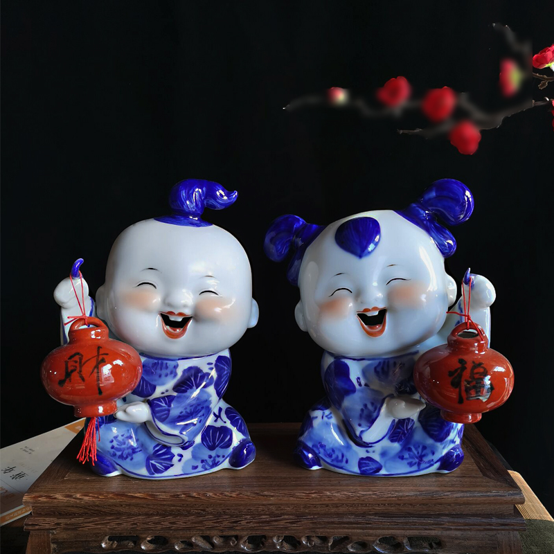 陶瓷摆件中式创意摆m设结婚送礼雕塑可爱手绘青花陶瓷娃娃家居装