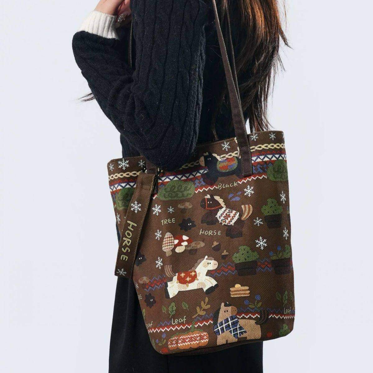 2026新年印花水桶洋气完美单肩包马年伴手通勤斜挎包冬天时尚,箱包皮具/热销女包/男包,单肩包,淘宝优惠券,粉丝福利购,淘宝优惠卷