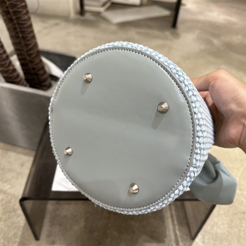 时尚蓝色草编定型手提水桶包包个C性时髦小众潮流斜跨质感小包女,箱包皮具/热销女包/男包,水桶包,淘宝优惠券,粉丝福利购,淘宝优惠卷