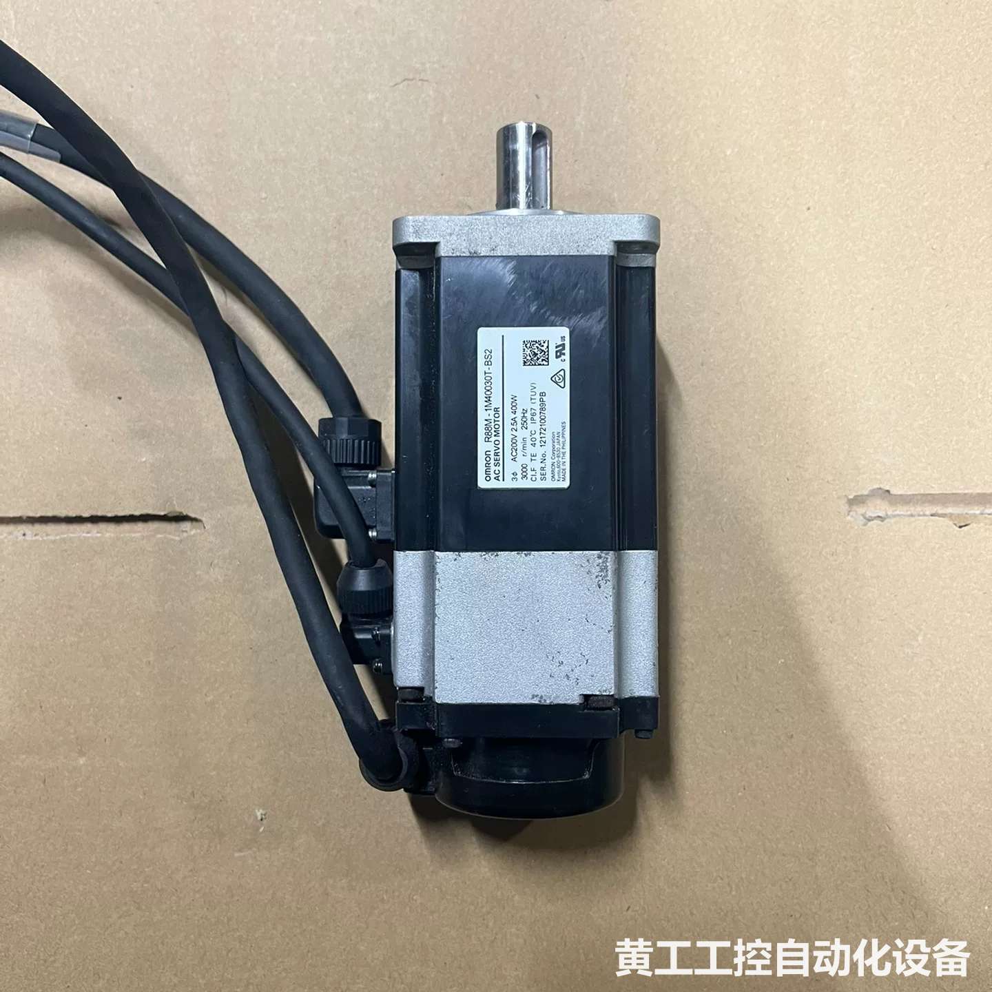 R88M-1M40030T-BS2 欧姆龙伺服电机