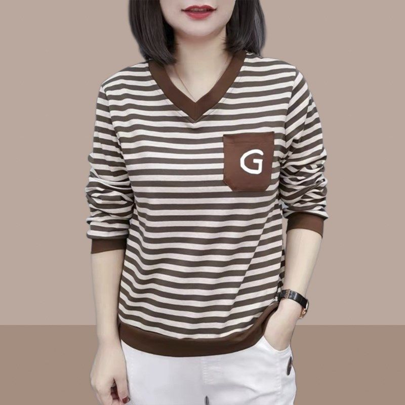 2024春秋冬新款女士长袖V领T恤上衣中老年妈妈装条纹纯棉洋气减龄