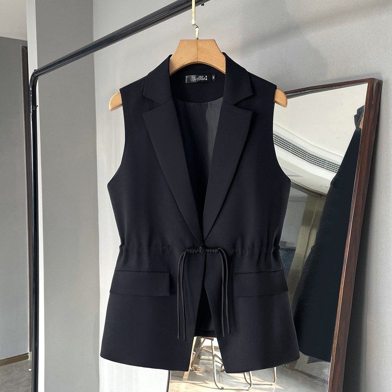 2024春百搭盘扣西装马甲无袖修身显瘦收腰黑色薄款马夹外套女开衫