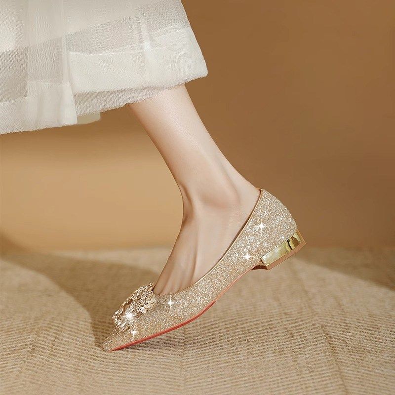 平底婚鞋女2024新款孕妇结婚鞋女新娘鞋水晶鞋伴娘鞋低跟日常可穿