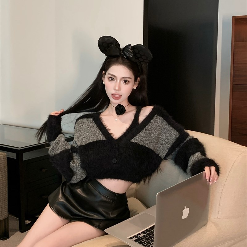 复古撞色条纹v领毛衣外套女装秋季拼接马海毛针织开衫美拉德上衣