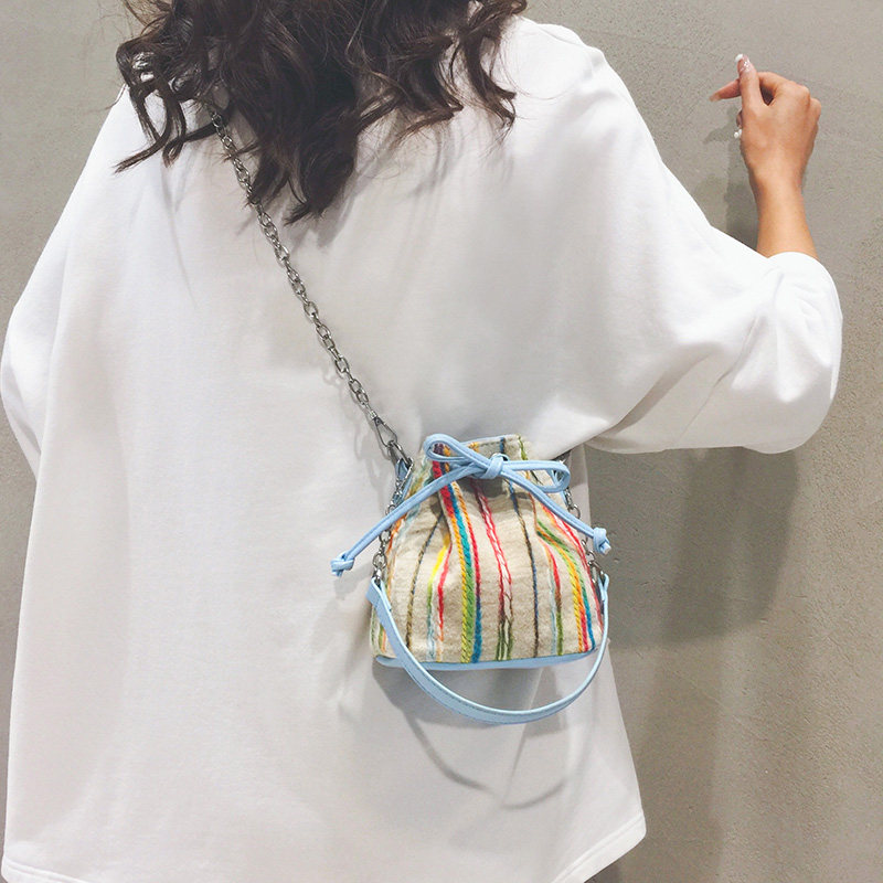 迷你小包包女斜挎包2023夏季新款手提水桶包高级感小众链条单肩包