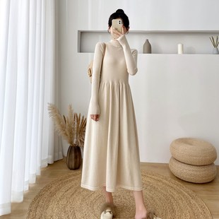 加厚哺乳连衣裙秋冬季外出辣妈款打底衫毛衣气质收腰显瘦喂奶长裙