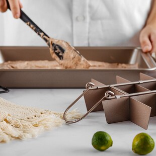 Brownie Pan不沾蛋糕盘模具方形烤盘面包烘焙工具加厚活底布朗尼