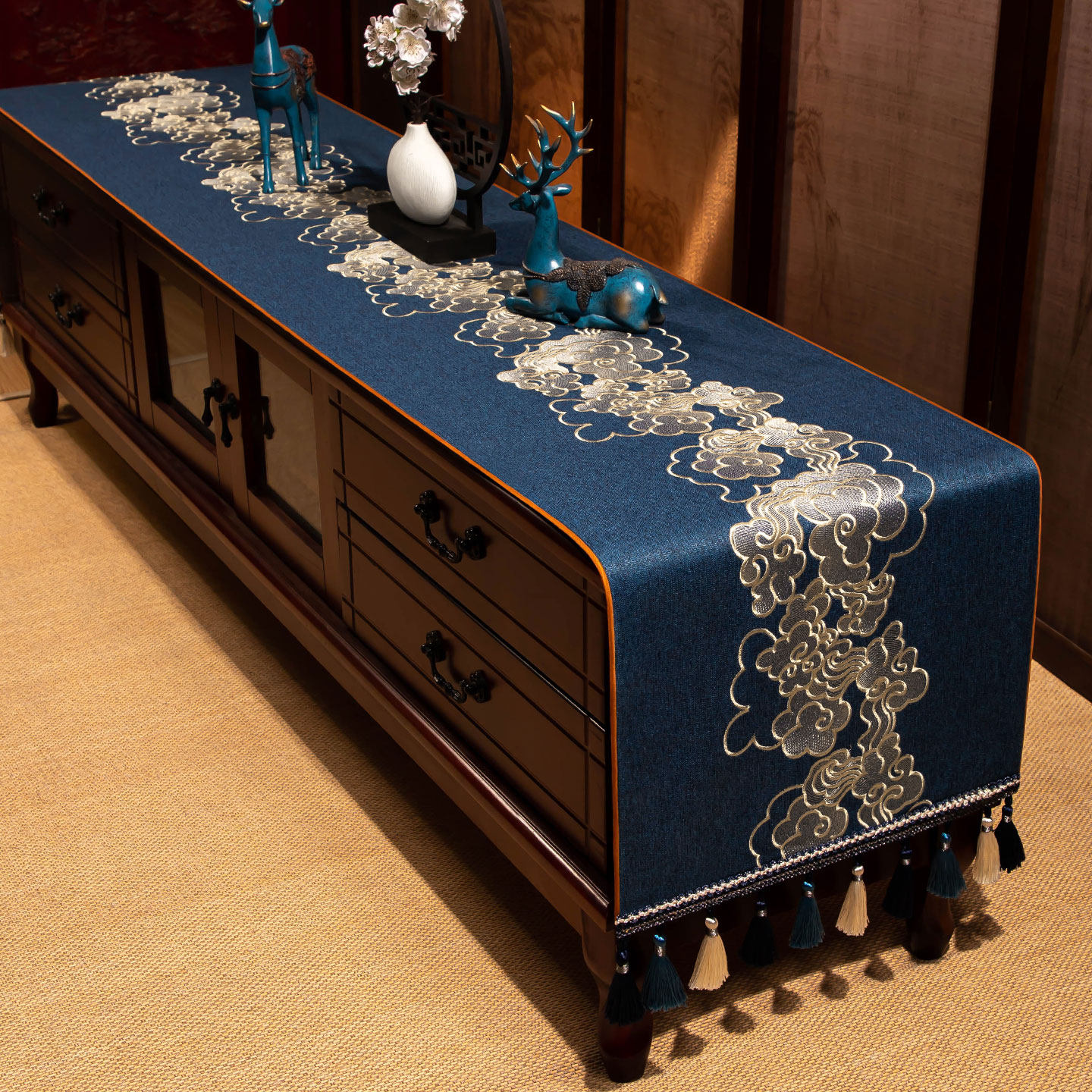 轻奢高级感电视柜盖布茶台茶席