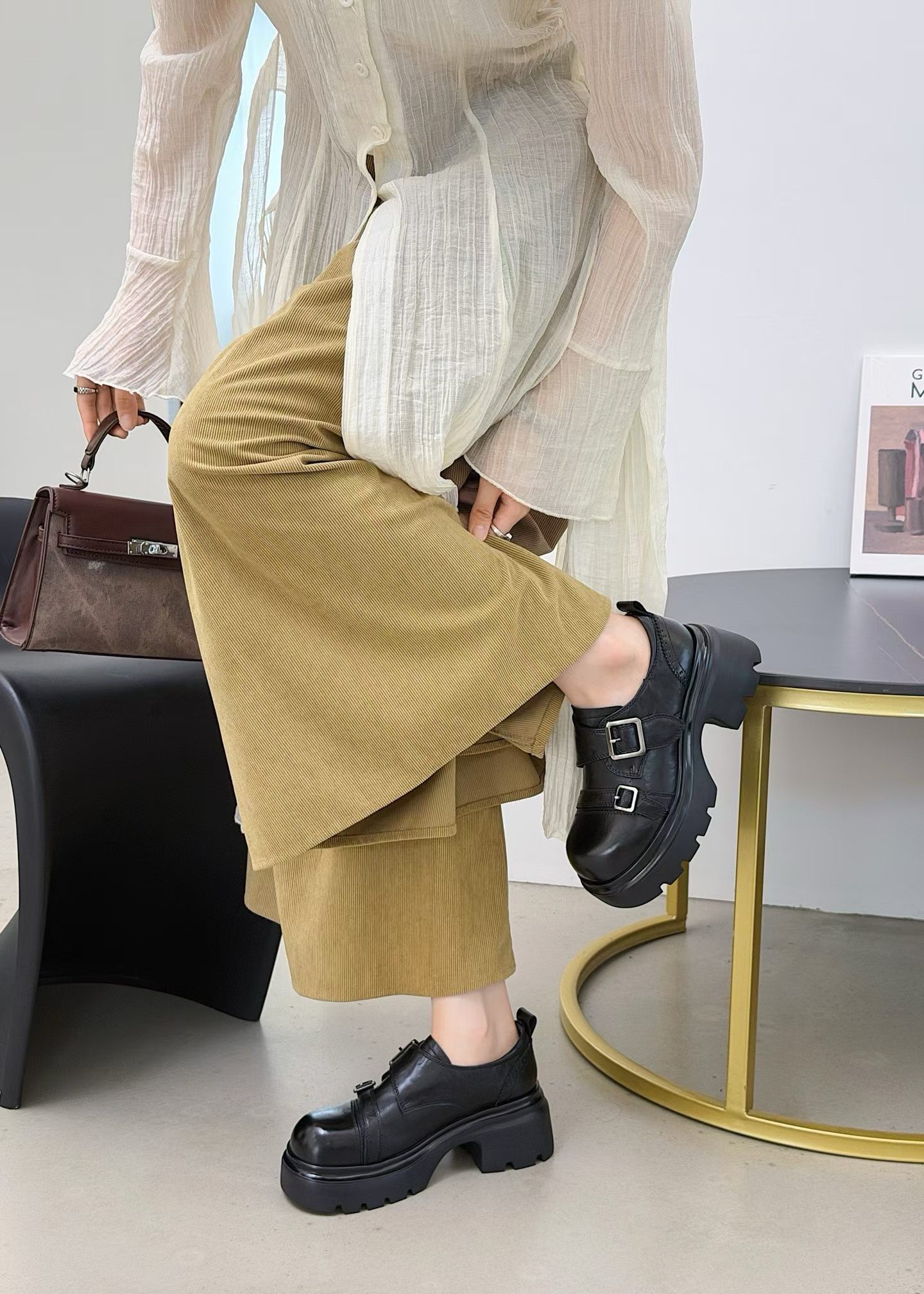 复古厚底乐福鞋女2026秋季新款女鞋搭扣圆头增高舒适休闲单鞋渐变