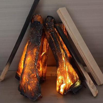 仿真木炭柴火堆电子火把节红红火火摆件高亮充电发光电池木柴头