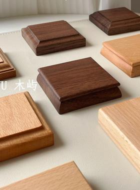 胡桃木榉木激光刻字实木DIY正方形手办盲盒车模桌面摆件送礼底座