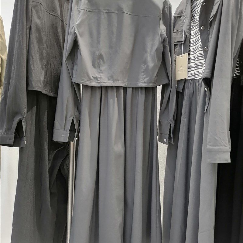 欧韩休闲连衣裙套装女秋款显瘦两件套裙拼接款背心中长裙长袖外套