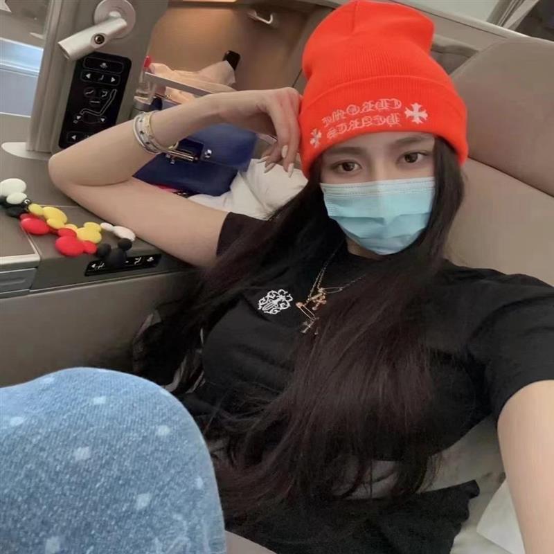 左下新款针织帽子女红色克