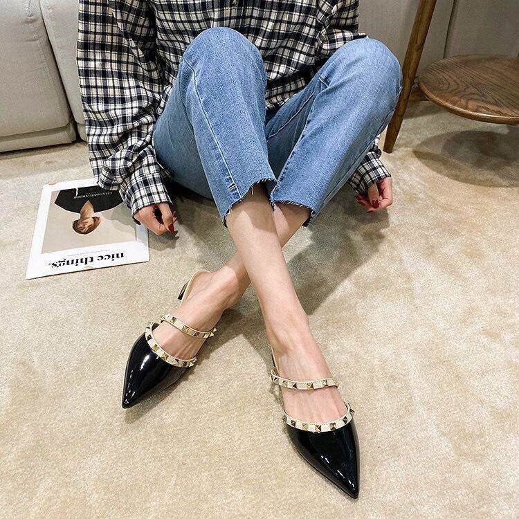 极速包头半拖鞋女外穿白色夏铆钉尖头凉拖平底粗跟一脚蹬穆勒中跟