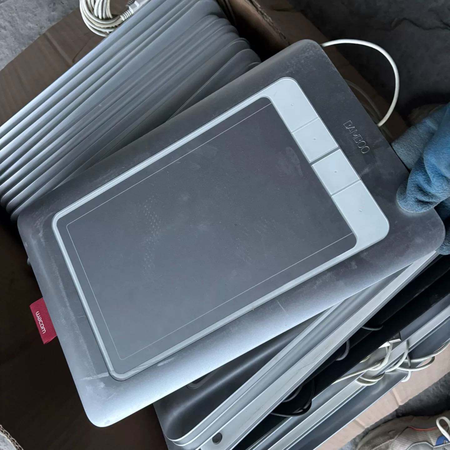 可维修Wacom Bamboo CTH-661 手绘板60台。议价