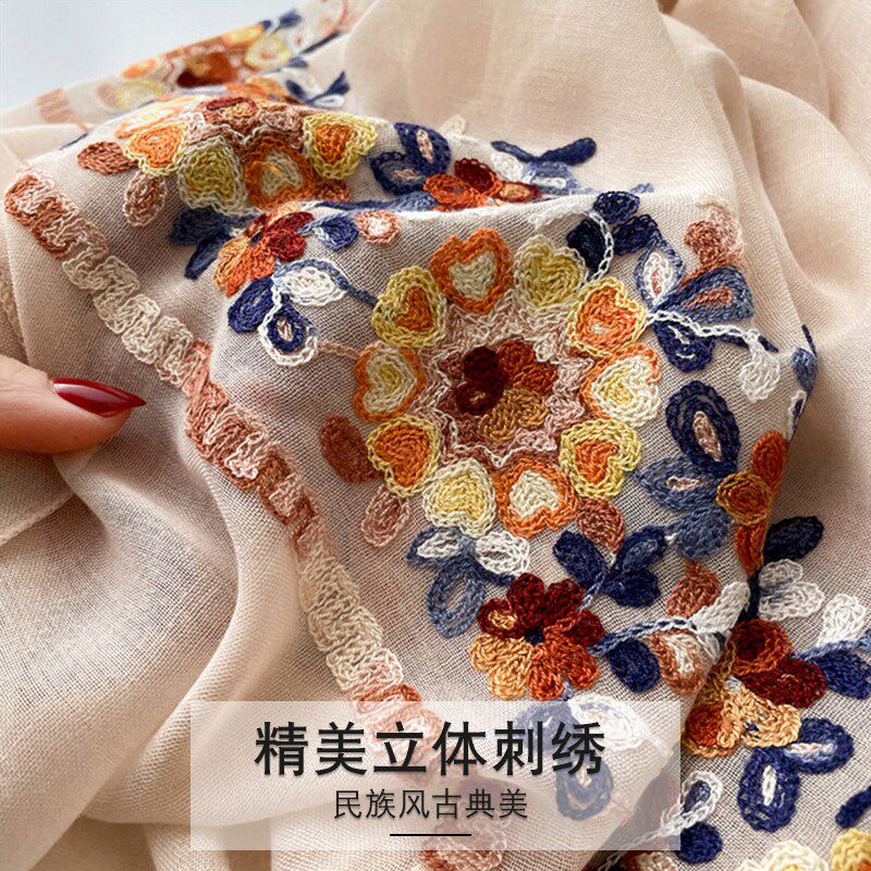 民族风刺绣棉麻围巾女夏天防晒大披肩云南丽江沙漠拍照丝巾米白色