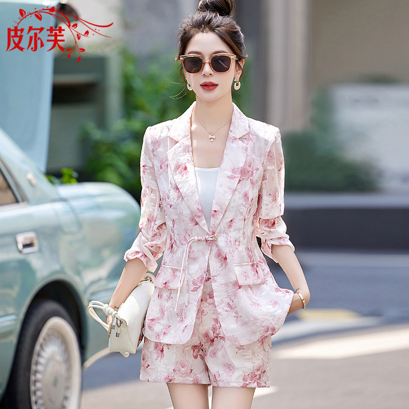 中式国风西装短裤穿搭套装薄女夏季新款小个子气质休闲西服两件套