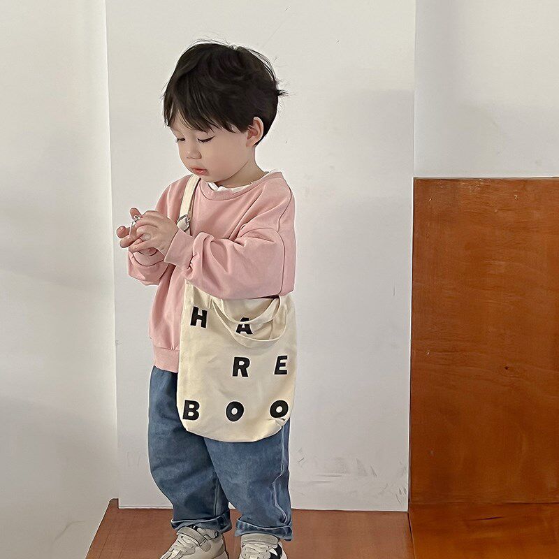 儿童手提包包2024新款洋v气男童宝宝帆布单肩包小女孩外出斜挎小